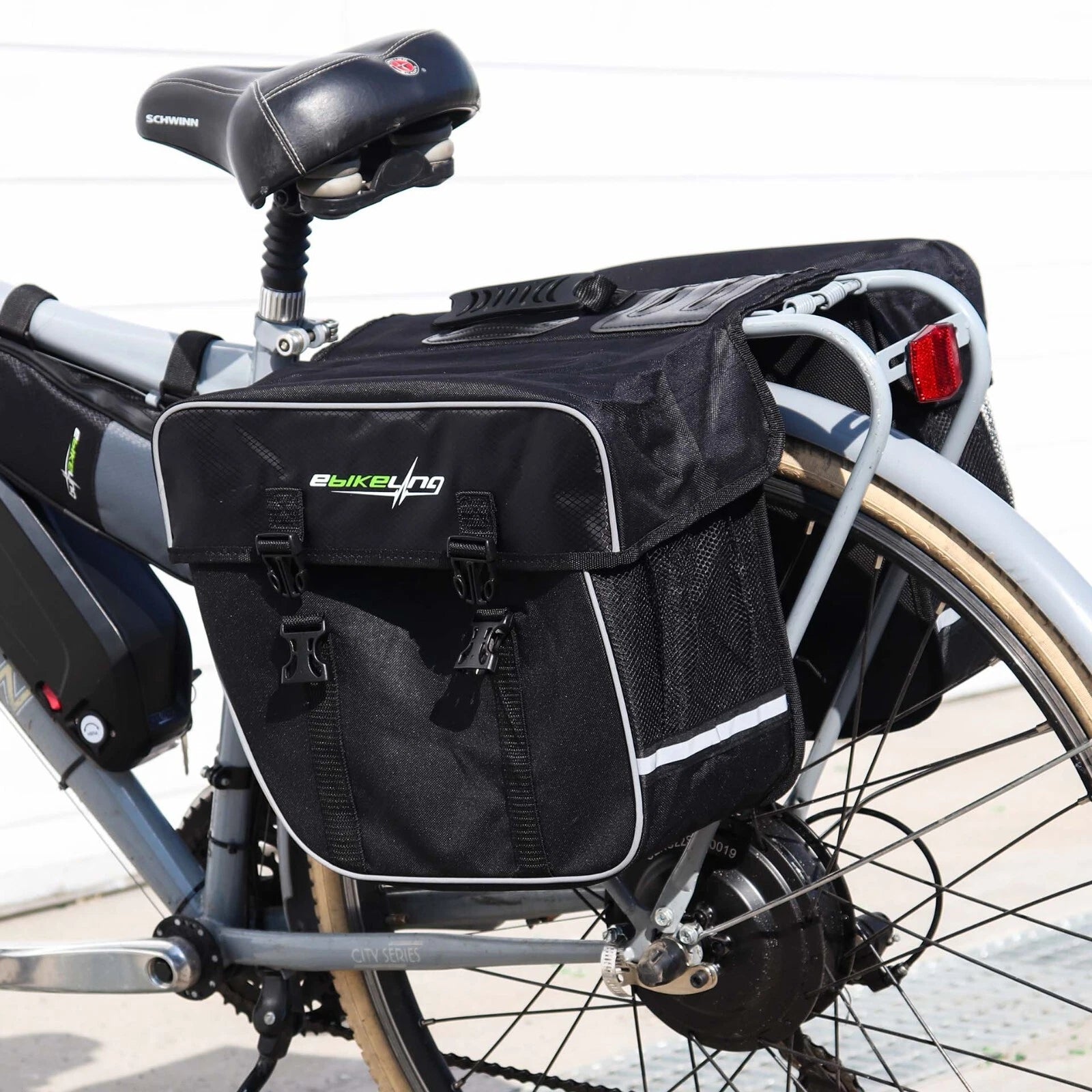 TwinRoute pannier set alternate view